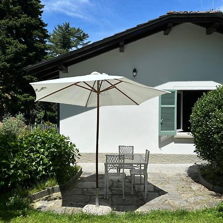 Casa Del Custode: Renovated Flat With Garden In A Villa Near The Lake Stresa Exterior photo